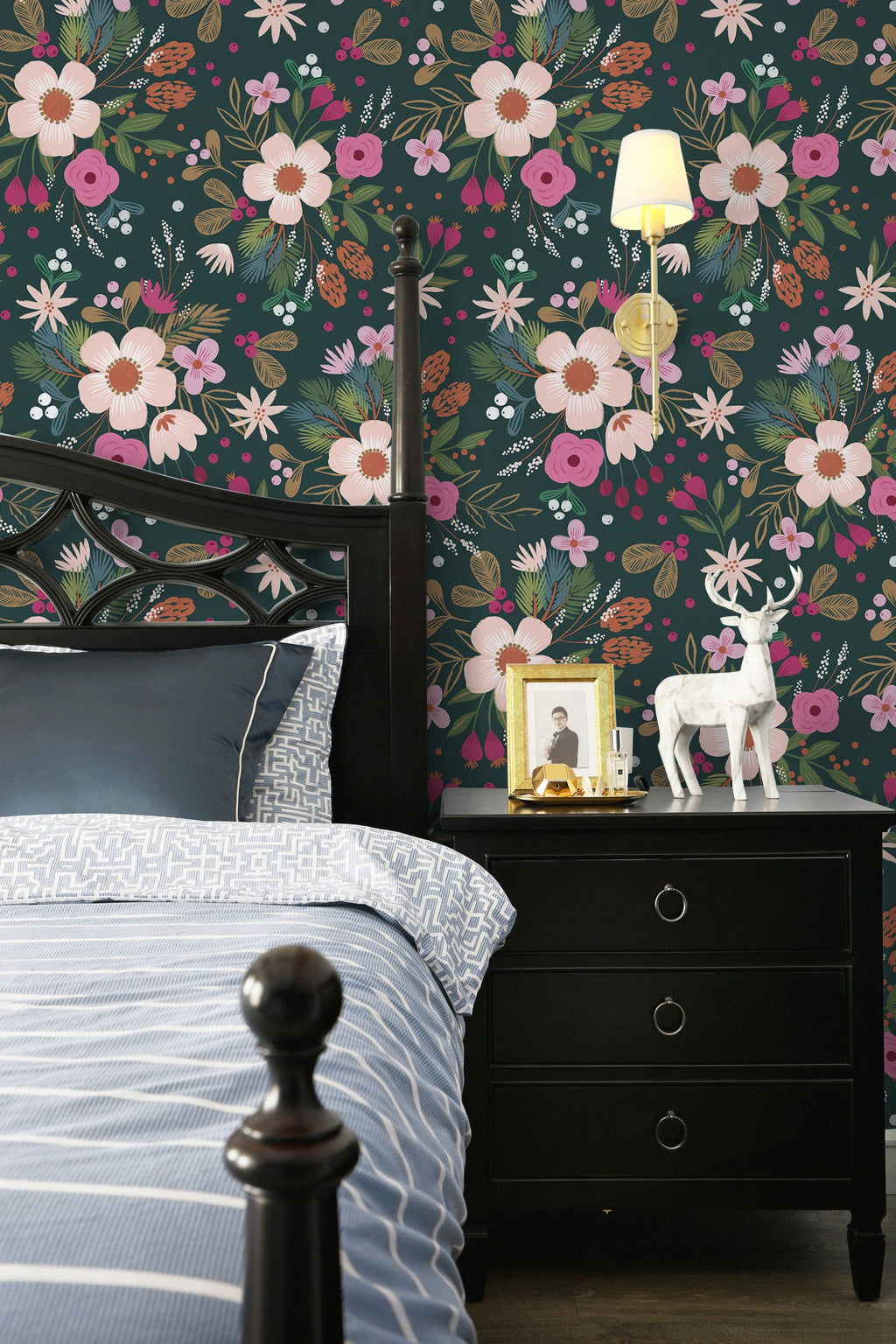 Floralplus Peel and Stick Wallpaper Dark Green Christmas Floral Winter Berry Botanical Removable Self Adhesive Wall Mural for Bedroom Living Room Nursery