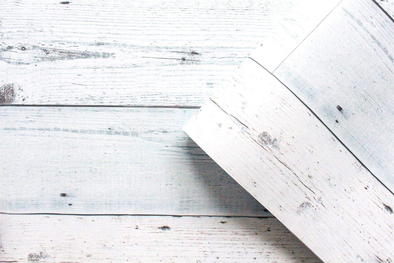 Floralplus Wallpaper Peel and Stick White Wood Plank Shiplap Rustic Farmhouse Faux Panel Bedroom Bathroom Kitchen Removable Wall Mural